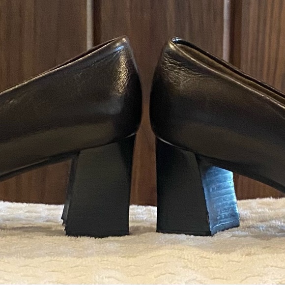 Stuart Weitzman Vintage Leather Pumps Sz 7 1/2 N - Picture 4 of 7